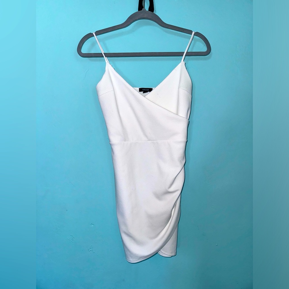 Episode White Cocktail Dress : Size M